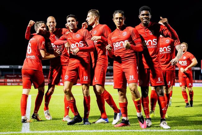 在与强敌的 在与强敌的