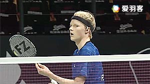 向队友传递 向队友传递