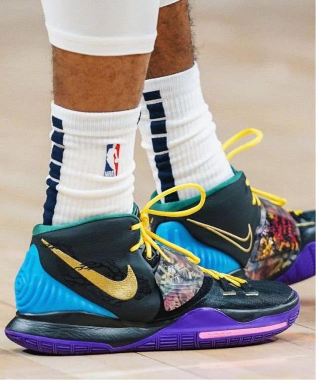 前锋进球 前锋进球