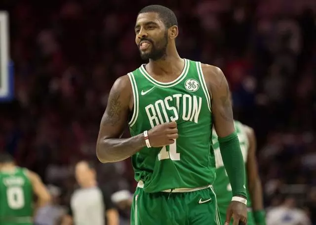 制造错位 制造错位